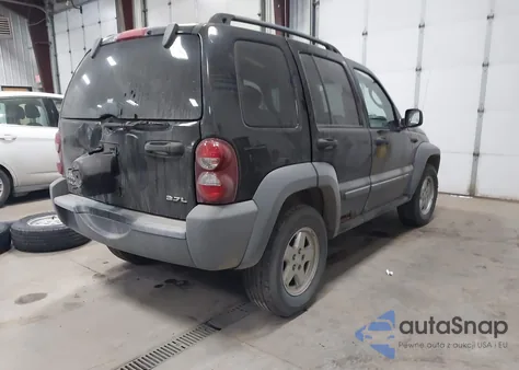 2005 Jeep Liberty Sport z USA, uszkodzony, nr VIN 1J4GL48K55W711355